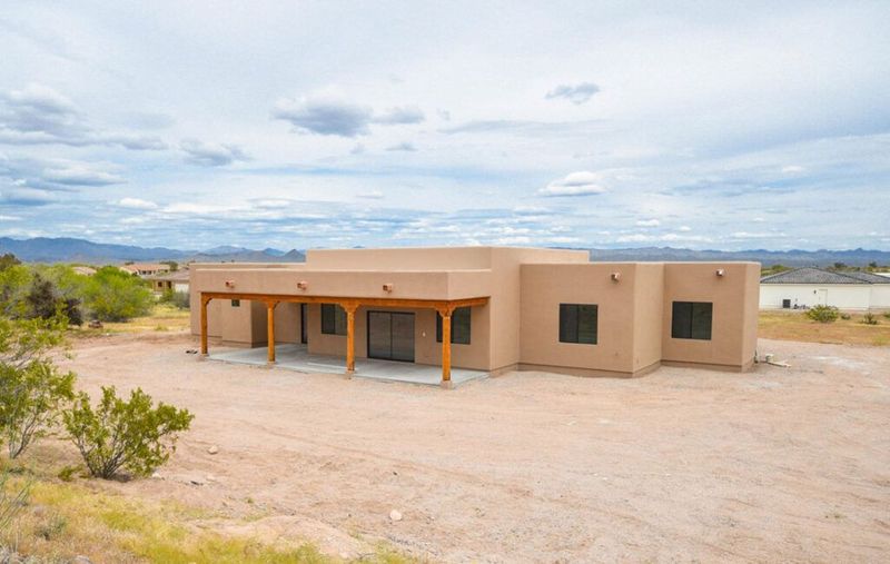 130 SHAWNEE DRIVE -  WICKENBURG