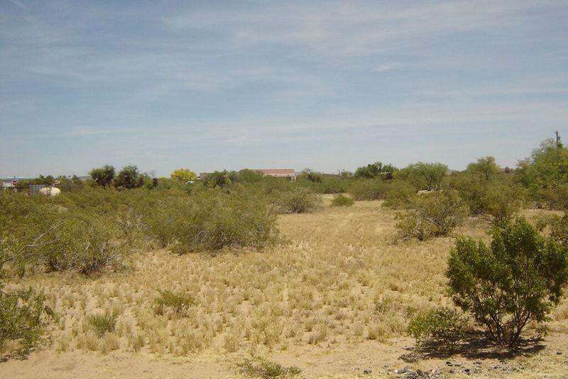 WEST DONALD DRIVE, 51 -  AGUILA