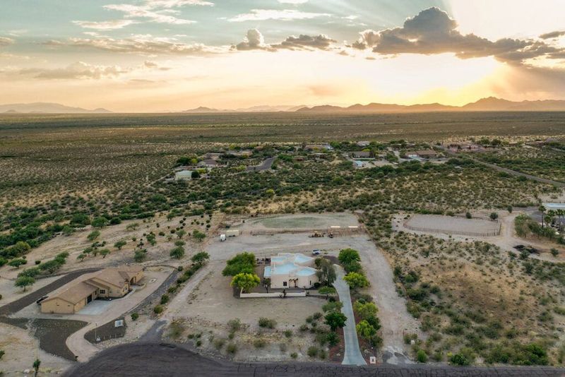 35850 HERITAGE COURT -  WICKENBURG