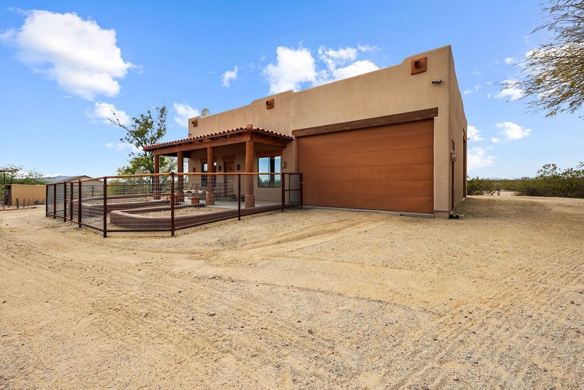 35450 SOUTH GOLD ROCK CIRCLE