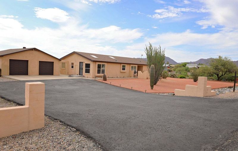 27700 S CLYDESDALE AVENUE -  CONGRESS
