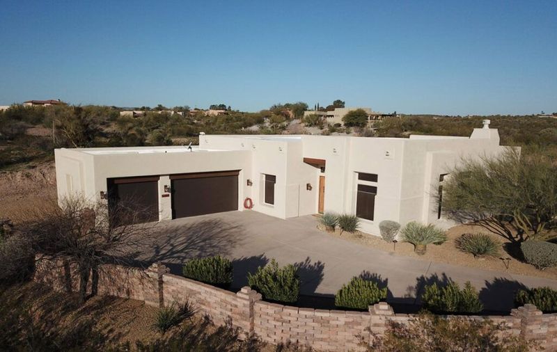 56204 N VULTURE MINE ROAD -  WICKENBURG