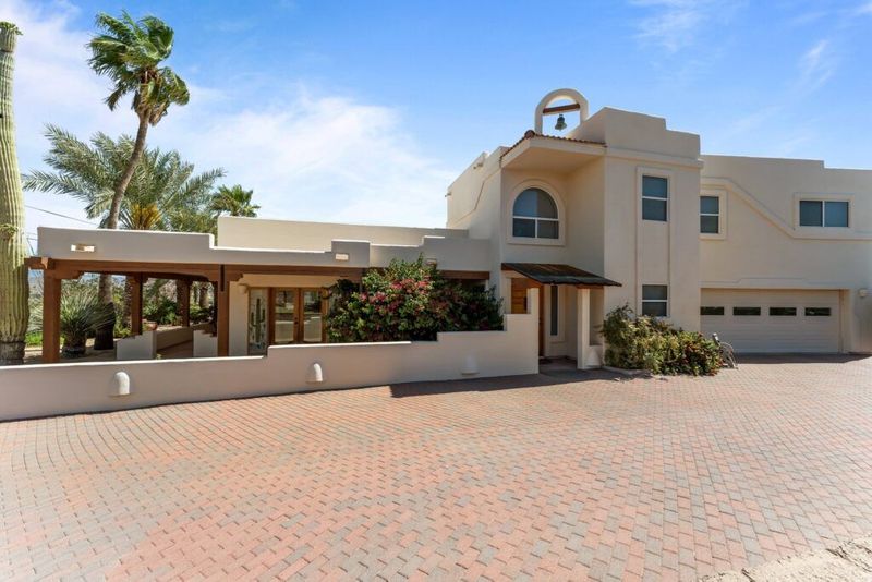 651 CHAPARRAL ROAD - WICKENBURG