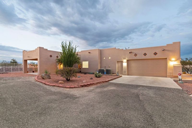 21650 W DATE CREEK ROAD -  WICKENBURG